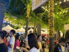 -星巴克(杭州湖滨银泰E区店)