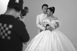 -乐派诗婚纱摄影