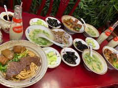 -金杨拉面王小吃面馆·牛三宝面·红烧牛肉粉