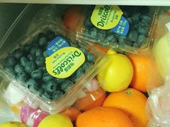 -上海龙吴水胜海发市场