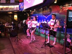 -皇冠自酿啤酒坊(中国红街5号楼店)