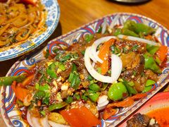 香辣牛蹄筋-柴窝堡22号辣子鸡·传承新疆菜