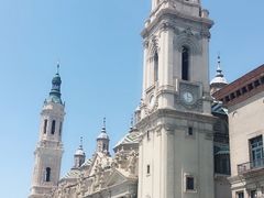 -皮拉尔圣母圣殿主教座堂