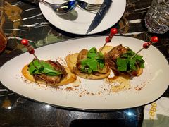 鹅肝牛肉面包-MOSSO德国餐厅·音乐酒吧(环宇荟店)