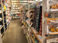 -名创优品(广西南宁江南区万达店)