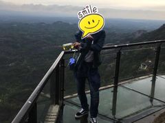 -玻璃桥景区石牛寨