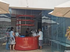 -UNI UNI(环亚凯瑟琳店)