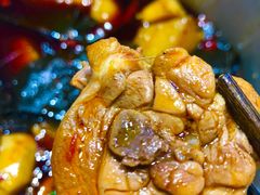 特色鸡肉-晓彭肥肠鸡·泡椒鸡火锅(水木天地店)