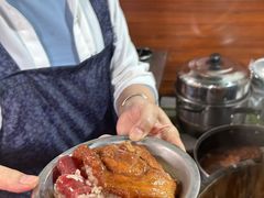 -梁阿婆廿年老牌扣肉糯米饭