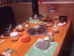 -唯成•韩国炭火烤肉 유성고기