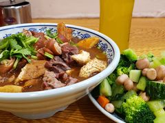 卤煮火烧-门框胡同百年卤煮(新街口店)