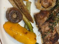 -Mark&Mars Restaurant