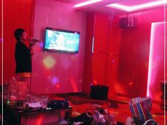 -蓝尊量贩(黄河路店)