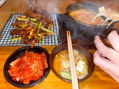-恩你小木屋·韩式料理(假日广场店)