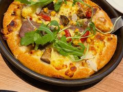 甄品现烤牛上脑比萨-必胜客(大宁路店)