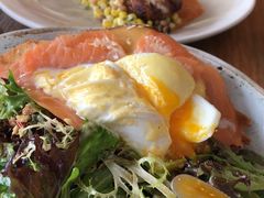 -ROAST coffee & eatery