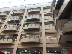 -百荣世贸商城