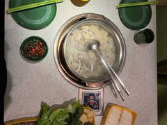 -润园四季椰子鸡火锅(海上世界店)