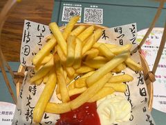 -八月美食小馆(银泰城总店)
