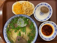 -陇尚人家中国蘭州牛肉面(高新万达店)