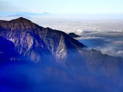 -牛背山
