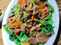 芥兰炒牛肉-潮中人潮州菜(益乐路店)