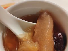冰糖桃胶炖雪梨-初蓉丨遇见新川菜(亲贤街荣耀店)