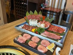 -炼火烤肉店