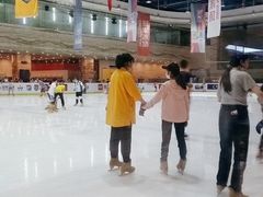 -冠军冰场(环球中心店)