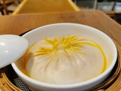 招牌超大号纯蟹粉汤包-一品小笼(金融街店)
