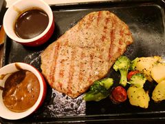 臻选嫩肩牛排-必胜客(东大桥店)