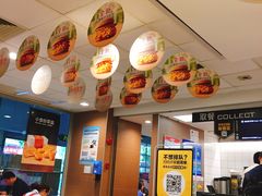 -麦当劳(轻轨曹杨路店)