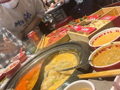-生活如沸·顺德水牛奶火锅(大学路店)