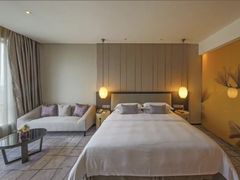 -东莞嘉映玥商务酒店(厚街珊美地铁站店)