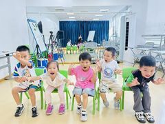 -蓝话筒·少儿成人演讲口才·主持朗诵·戏剧表演(大华第一坊店)