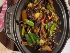 -云海肴·汽锅鸡·云南代表菜(天山百盛优客店)