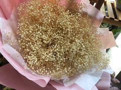 -何兮花店·气球派对鲜花店(马桥银春路万科城店)