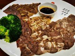 -鹤鸣嘉印象饭店(东市场小区店)