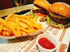 -The Habit Burger Grill 哈比特汉堡(复兴soho店)