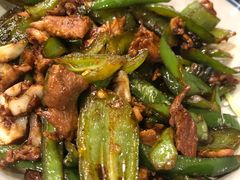 辣椒炒肉-虾小龙老长沙龙虾馆(坡子街店)