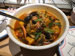 麻辣烫-街角等你.大连海鲜烧烤(西安路店)