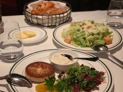 招牌蟹肉饼-Wolfgang’s Steakhouse 沃夫冈牛排馆(上海白玉兰广场店)