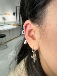 -艺耳美专业穿耳洞打耳洞穿孔