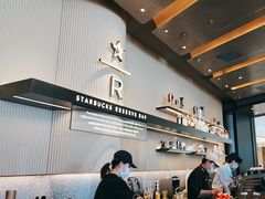 -星巴克臻选(上海合生汇1F店)