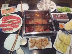 -百年川椒重庆老火锅(光谷店)