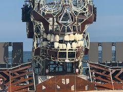 -北戴河碧螺塔海上酒吧公园