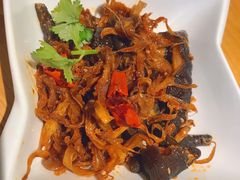 -隔壁老王·家常云南菜(花巷店)
