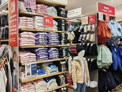 -优衣库(上海虹口龙之梦店)