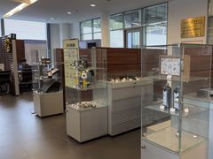 -上海可达汽车销售服务有限公司