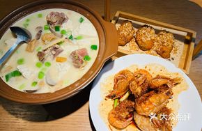 Hand-Torn Tofu and Pork Ribs Hot Pot